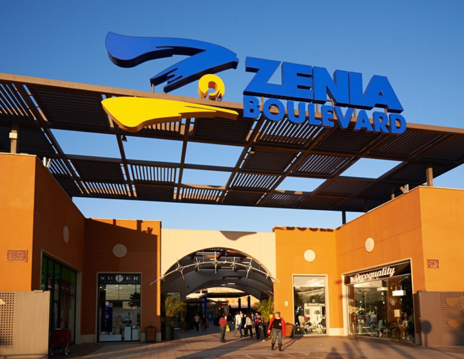 La Zenia shopping day trip