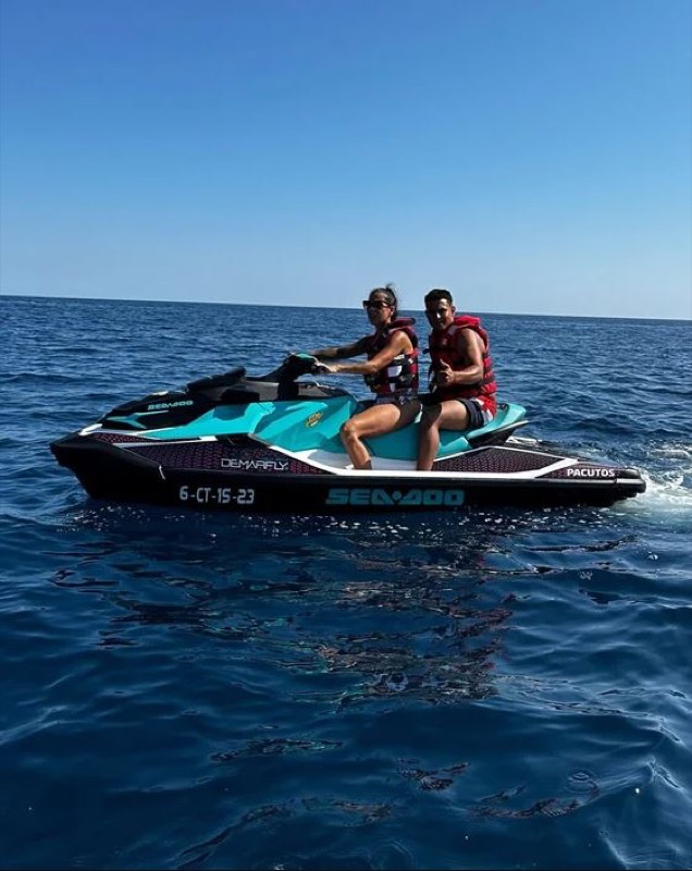 Jet ski